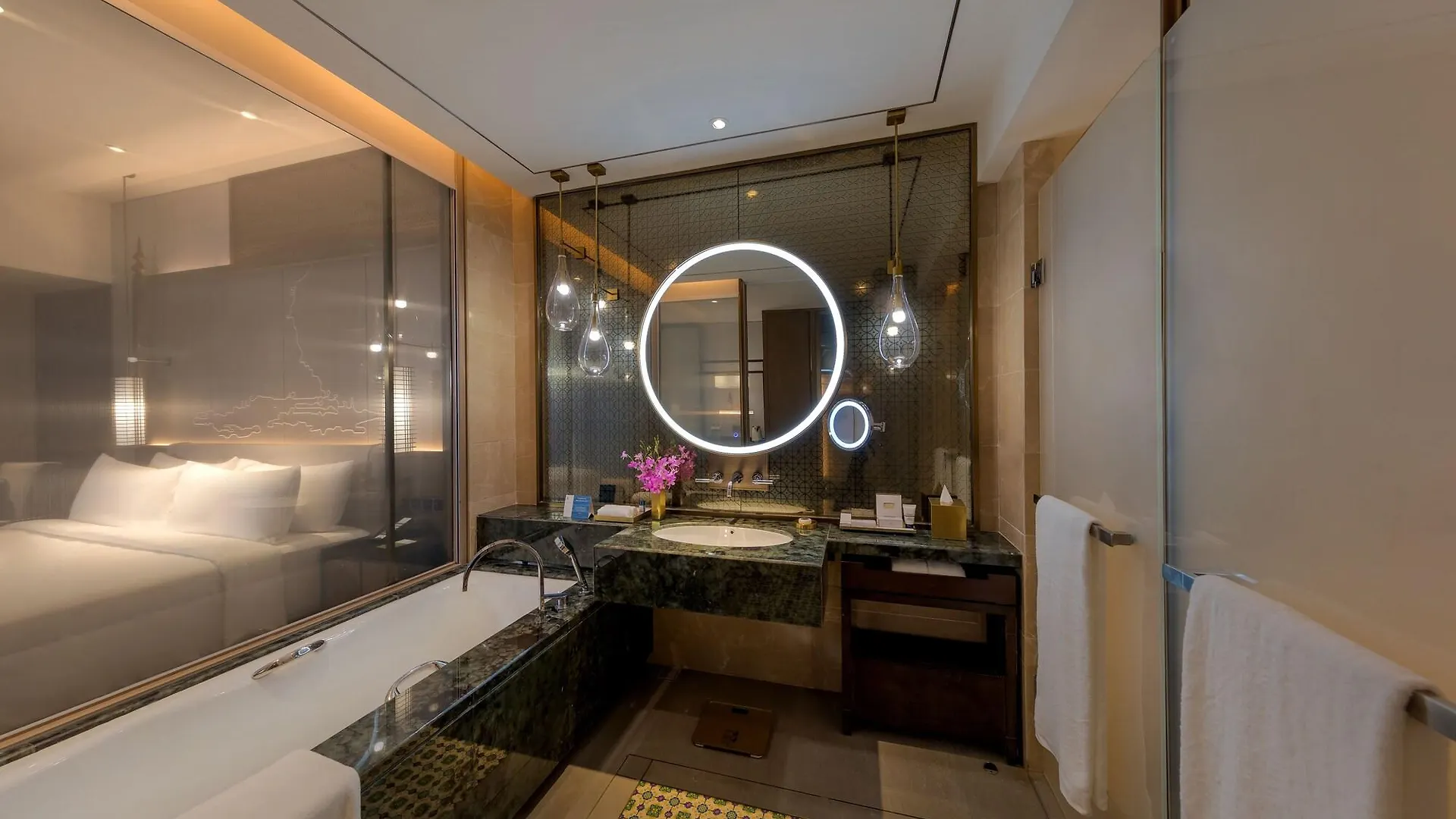 Pan Pacific Yangon Hotel