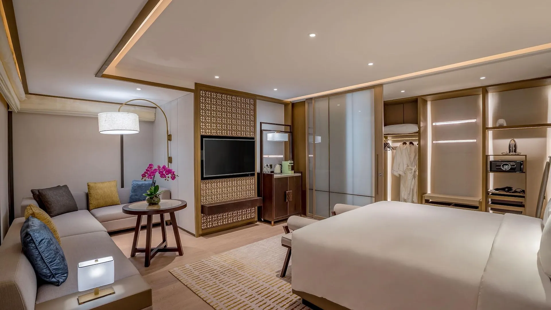 Pan Pacific Yangon Hotel 5*,